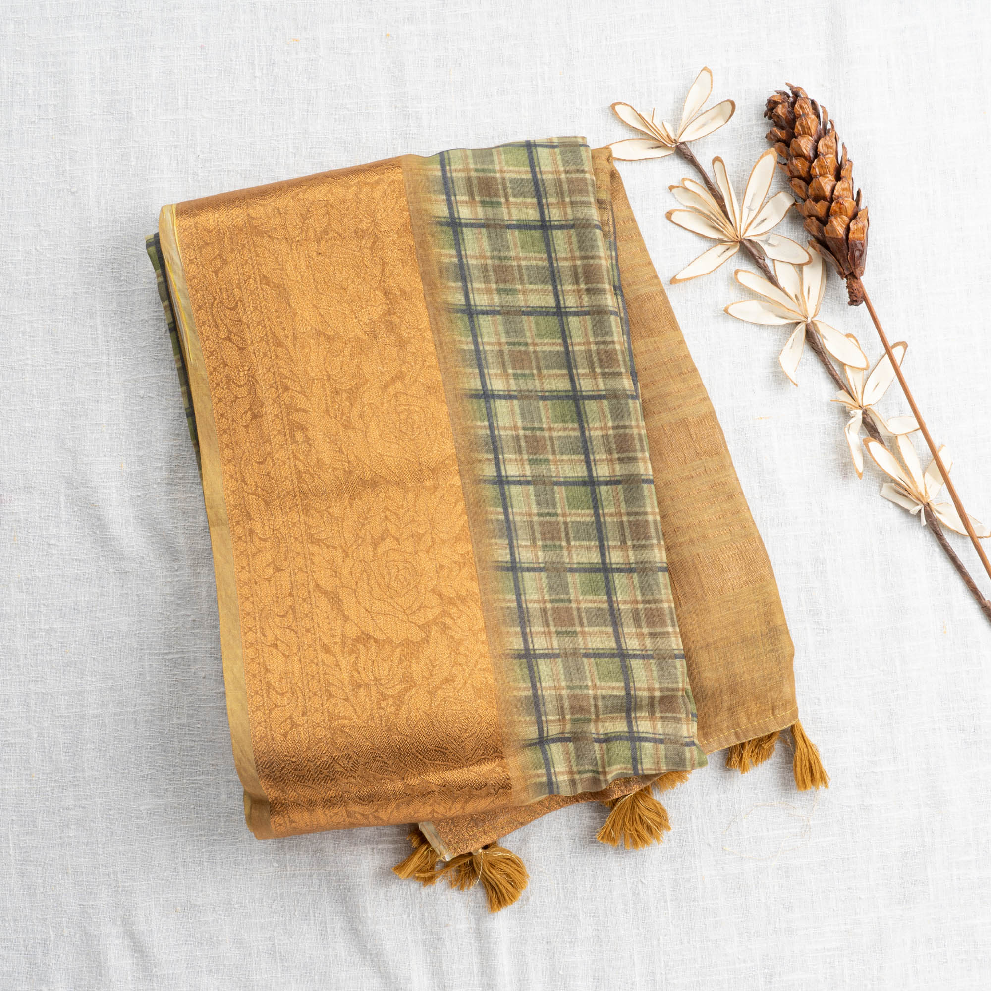 Soft Linen Cotton With Zari Border | Green | PX0032