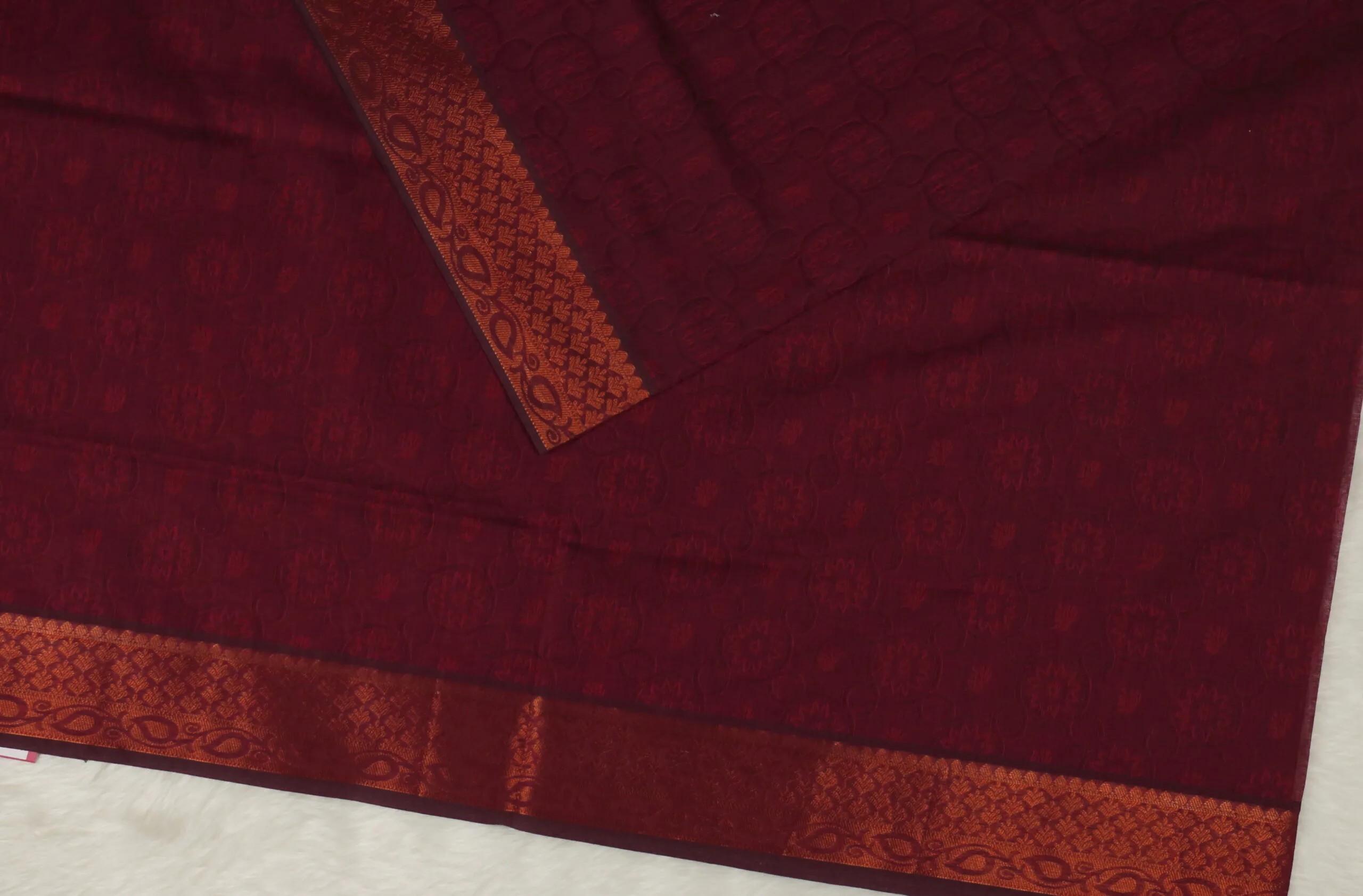 Beautiful Embossed Cotton Saree | Pink | LX0013 - Image 2