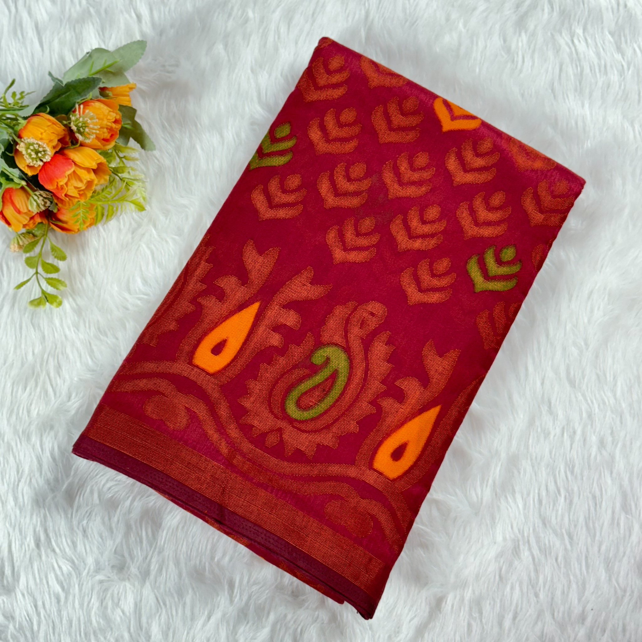 Beautiful Cotton Saree with floral design comes with running butta  blouse.