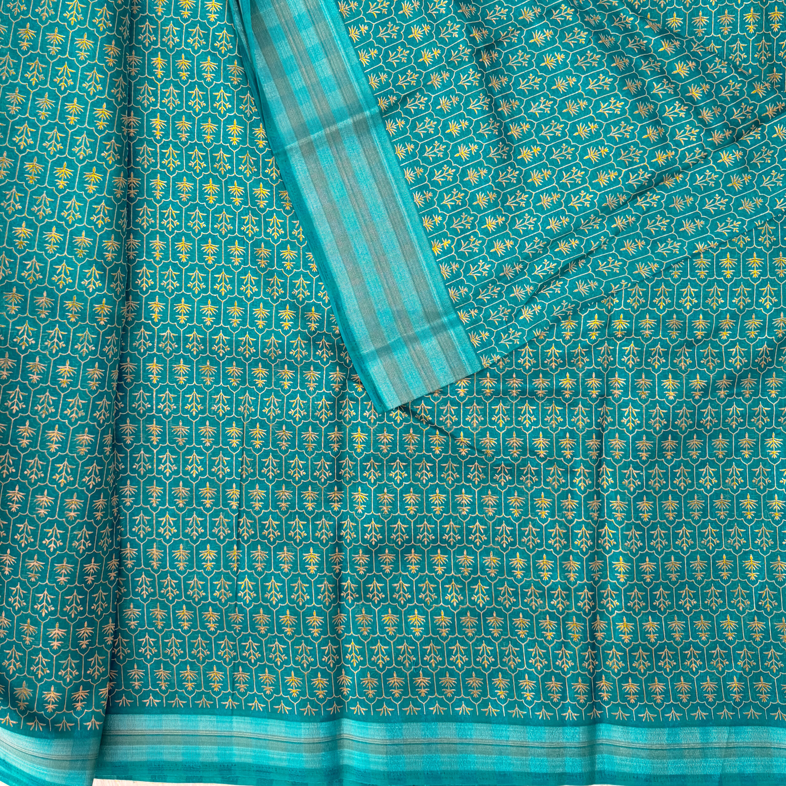 Beautiful cotton saree  with running blouse.