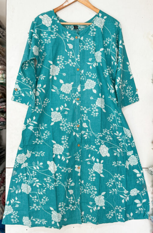 Wonderful A-line Cotton Kurti