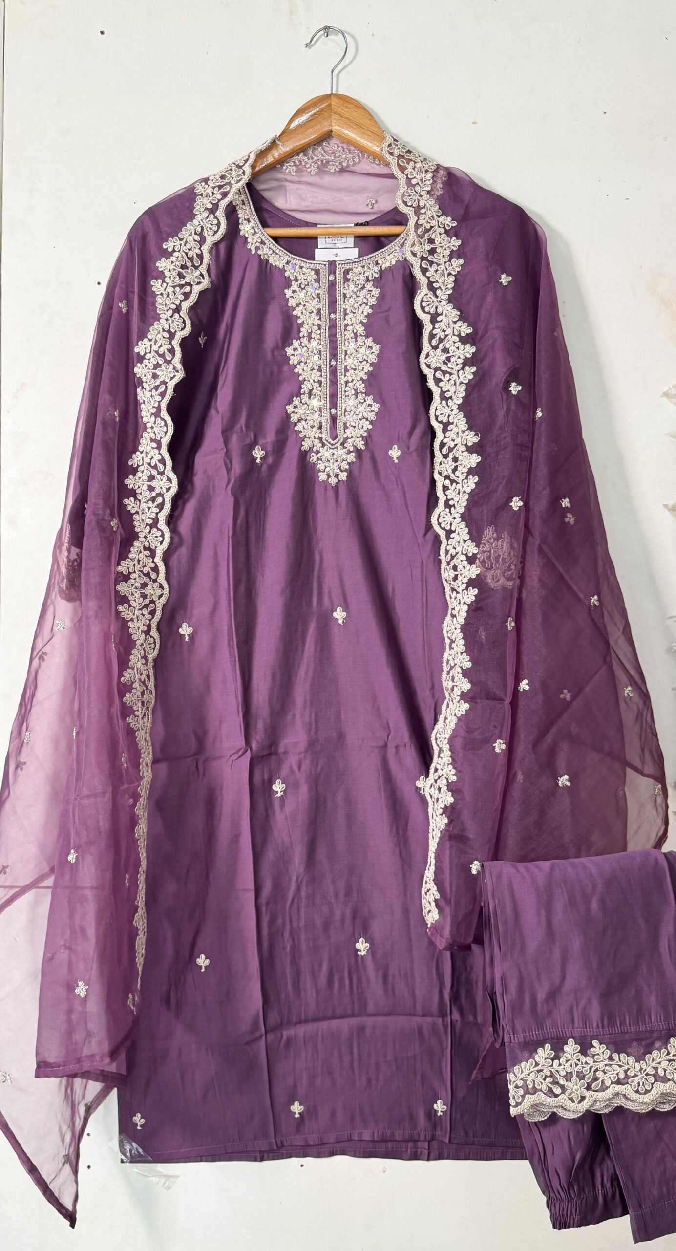 Alluring Muslin Salwar Set