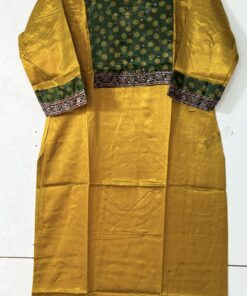 Pretty Silk Kurti