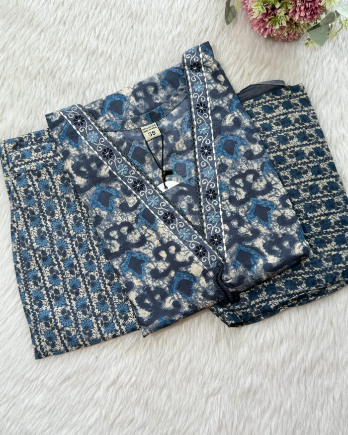 Pretty Cotton Salwar Set