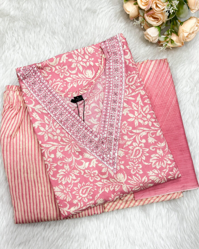 Distinctive Cotton Salwar Set