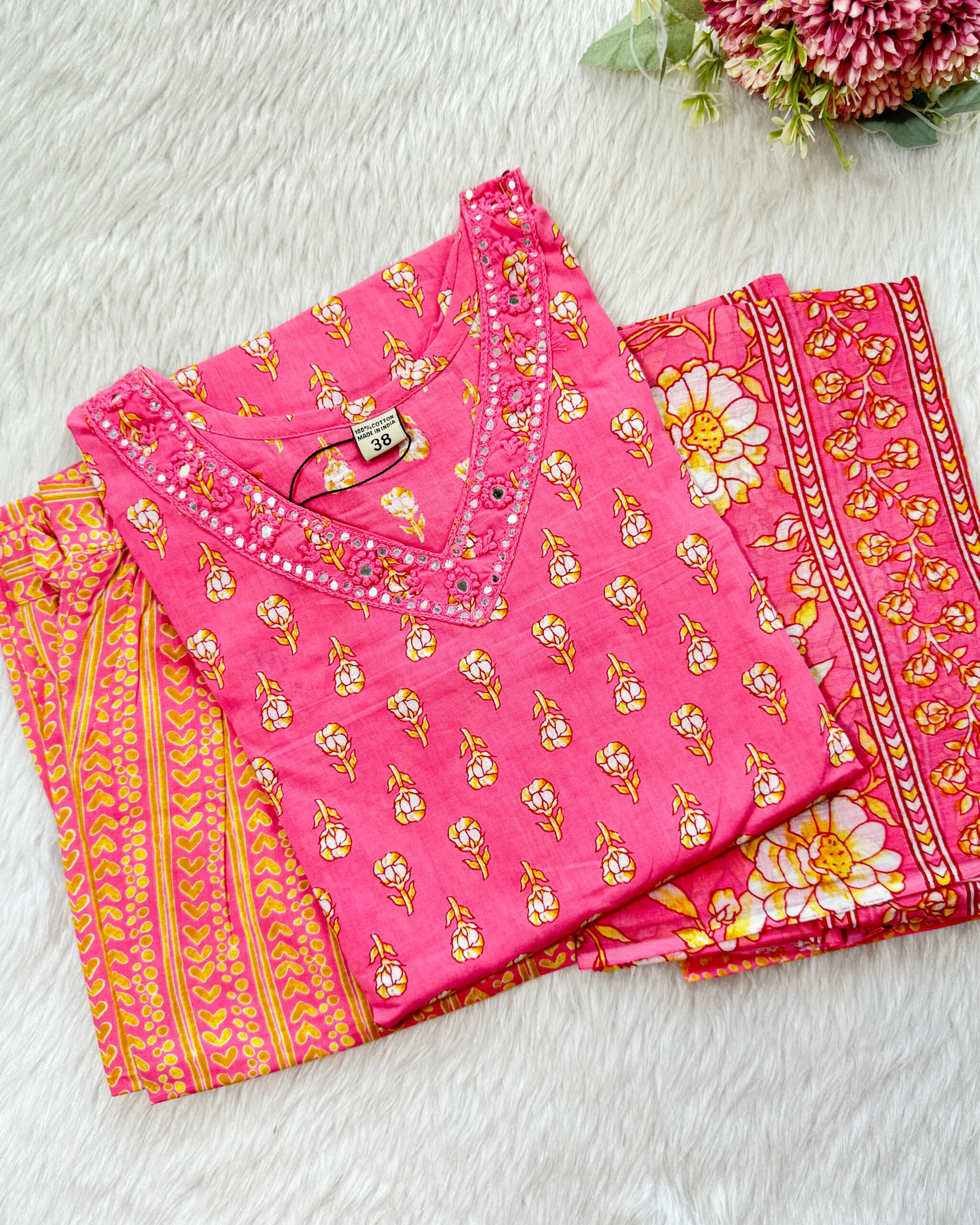 Distinctive cotton salwar set