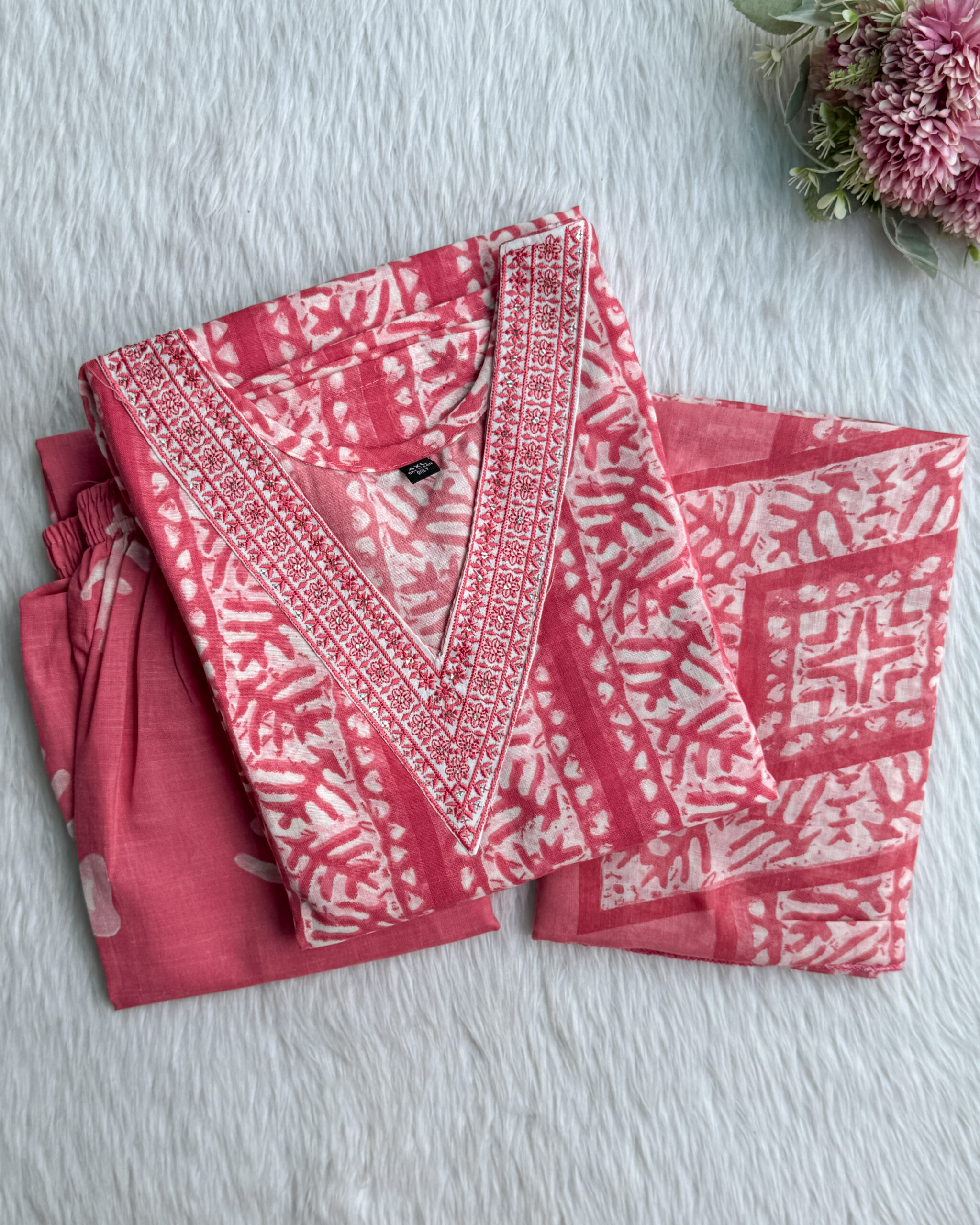 Distinctive cotton salwar set