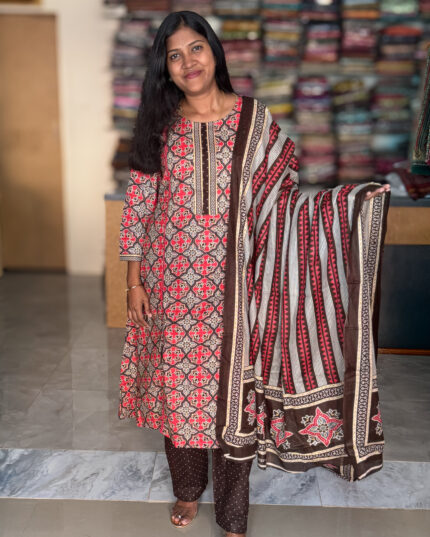 Pure Cotton Salwar Suits For Women's