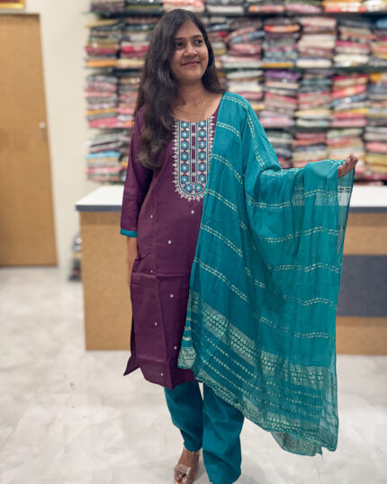 Luxurious Vatican Silk Purple Salwar Set for women