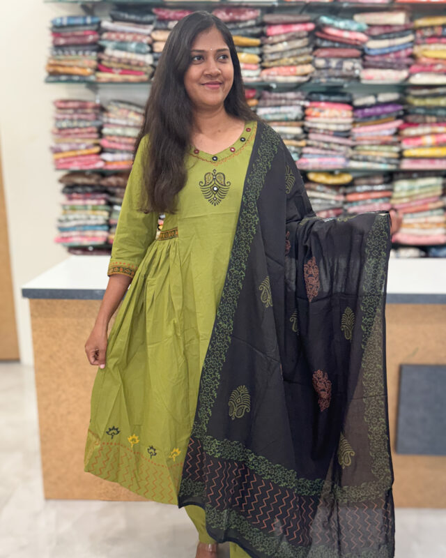 Graceful Umbrella Salwar Suit for women