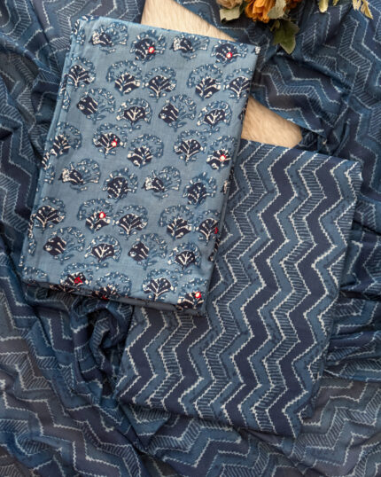 Lovely Cotton Salwar Set Material for women