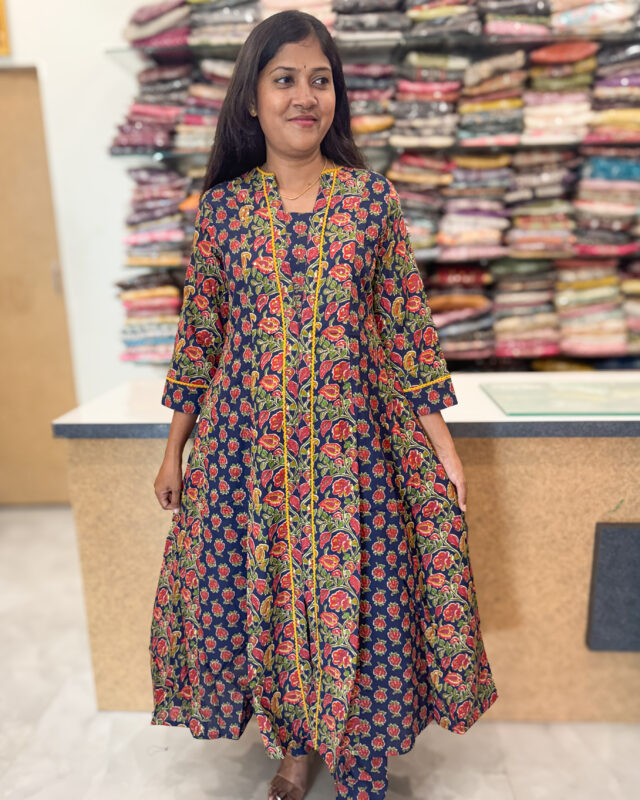 7 Expert & Powerful Tips to Choose the Right Outfit with Unique Womens Dresses | Sri Mahathe Fashions Boutique