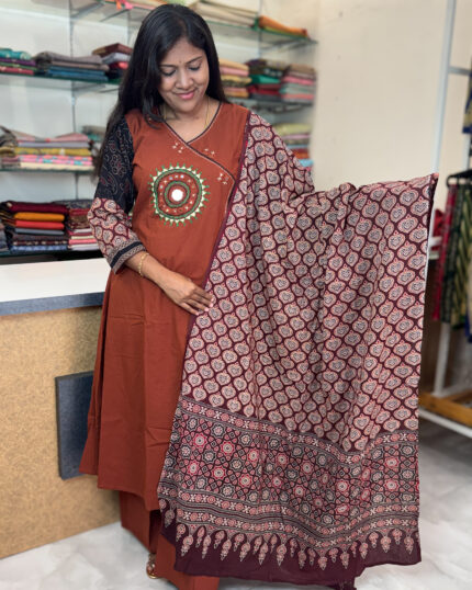 Best Salwar Suit with Dupatta for women.