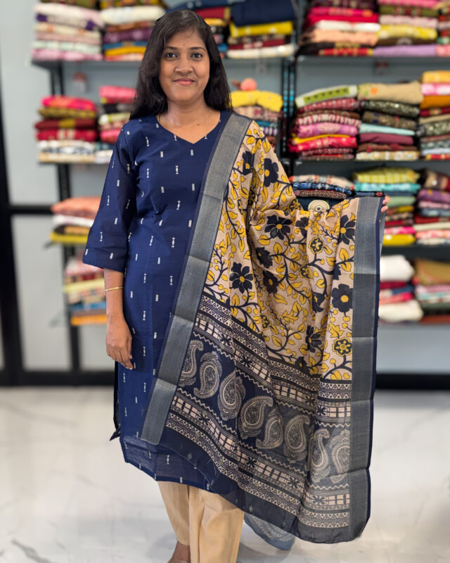 Beautiful Temple Dress Code Ideas for South Indian Women