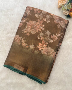 Lovely Fancy Saree for Women in online