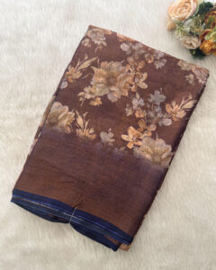 Lovely Fancy Saree for Women in online